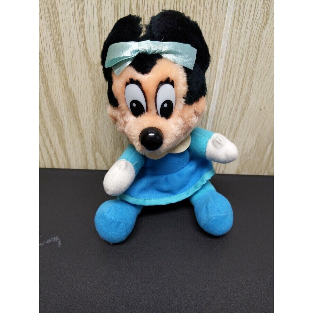 disney mickey's christmas carol minnie mouse 8" plush stuffed toy vintage used